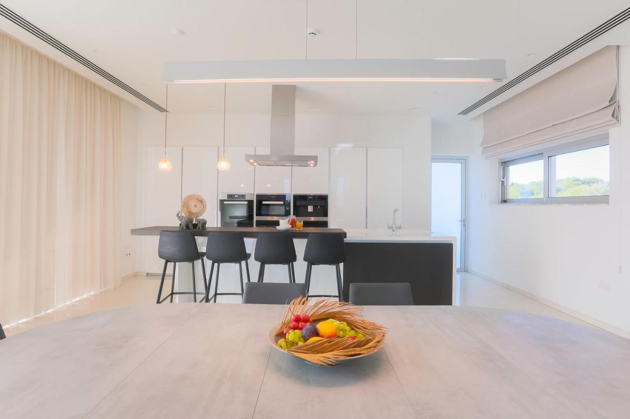 Sea Pearl Beachfront Villas - Breeze Ayia Napa Esterno foto