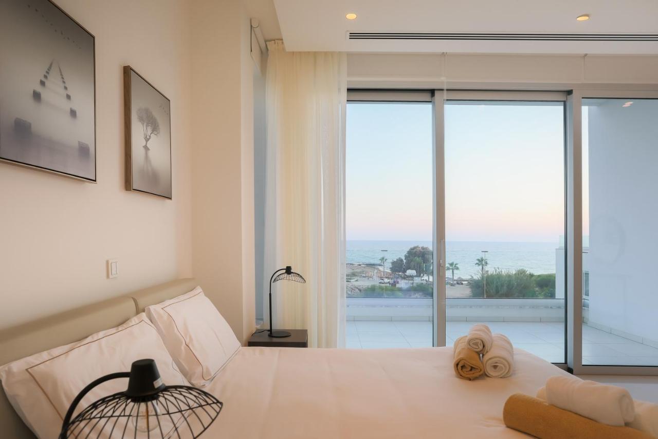 Sea Pearl Beachfront Villas - Breeze Ayia Napa Esterno foto