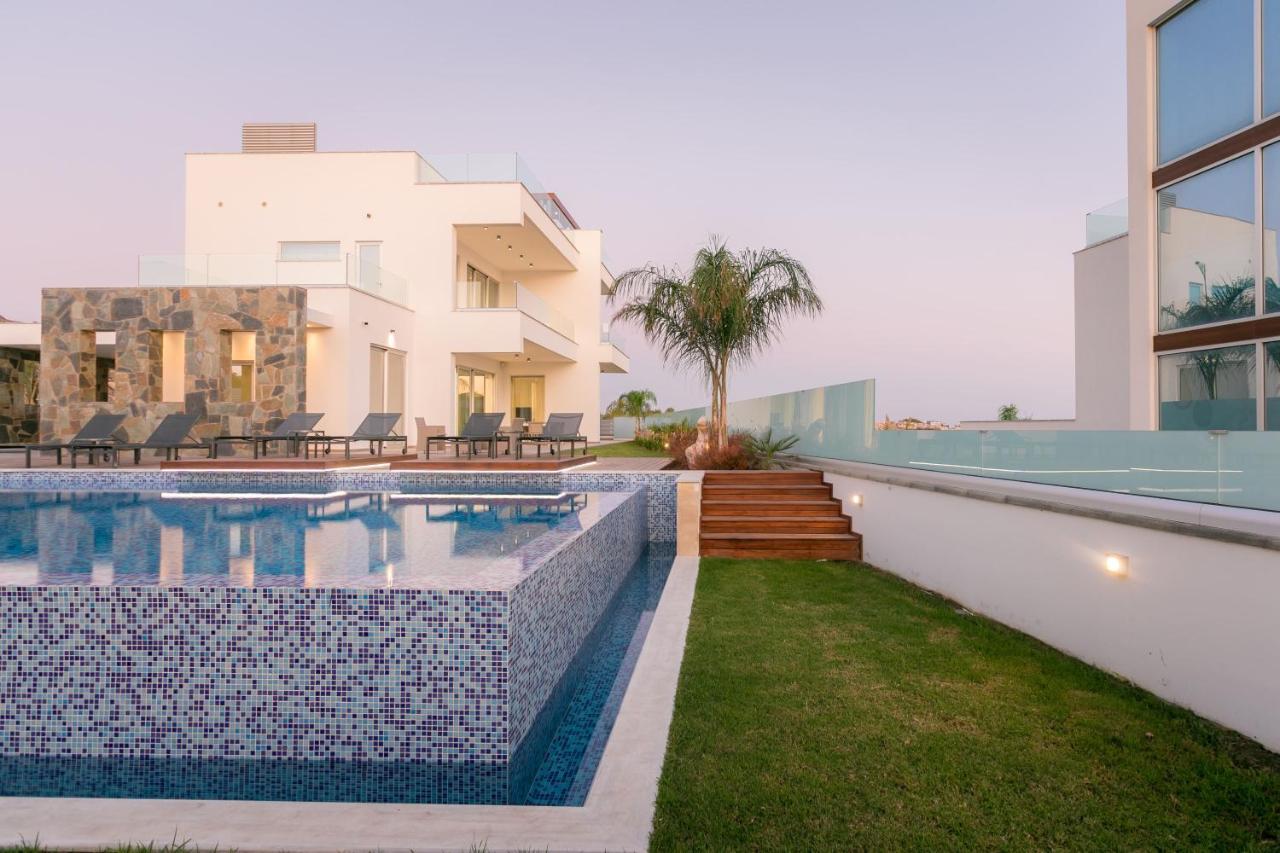 Sea Pearl Beachfront Villas - Breeze Ayia Napa Esterno foto