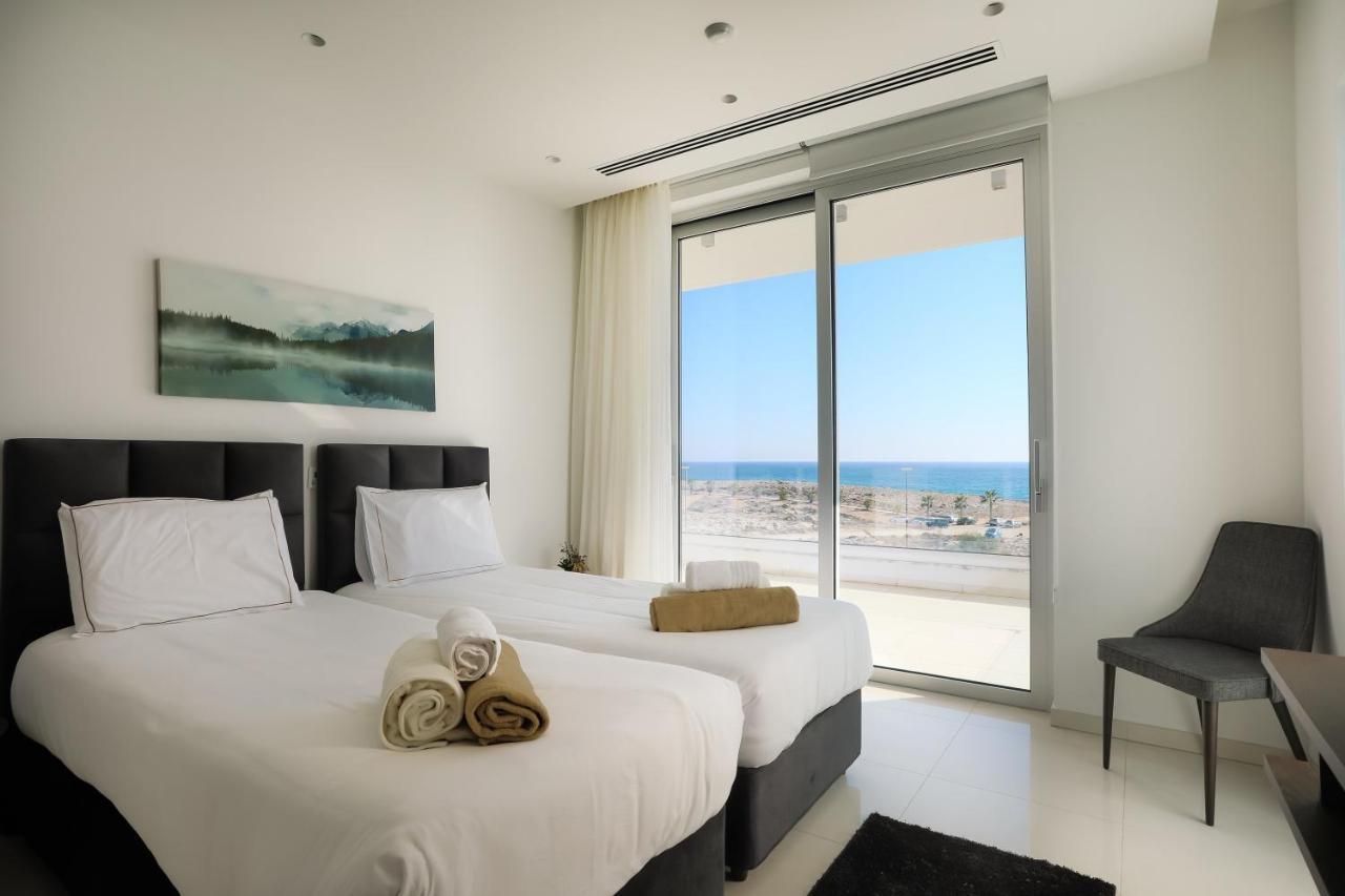 Sea Pearl Beachfront Villas - Breeze Ayia Napa Esterno foto