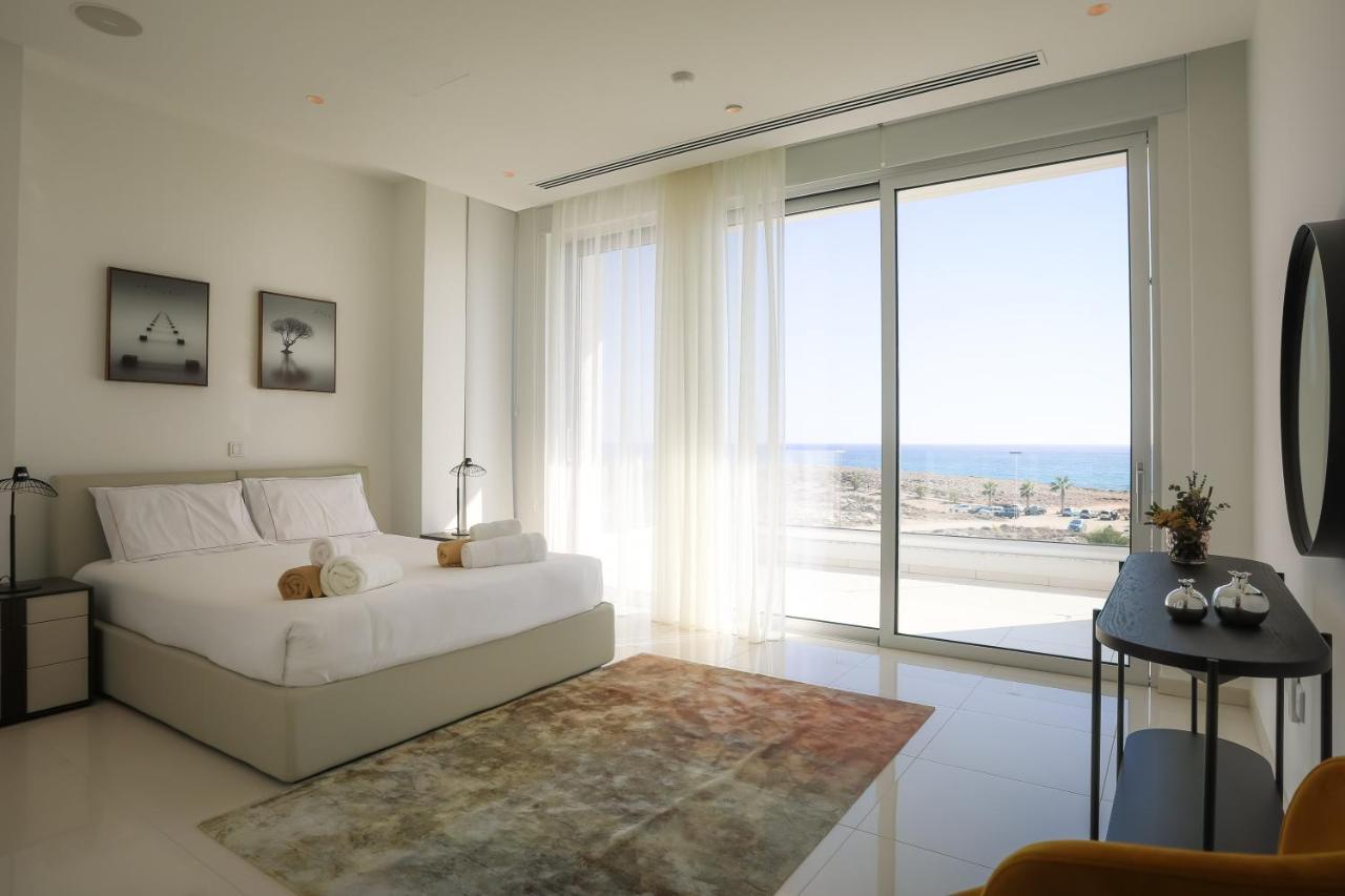 Sea Pearl Beachfront Villas - Breeze Ayia Napa Esterno foto